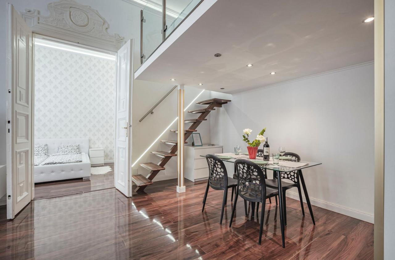 Luxury Art Deco Flat / Big Balcony Apartment Будапеща Екстериор снимка