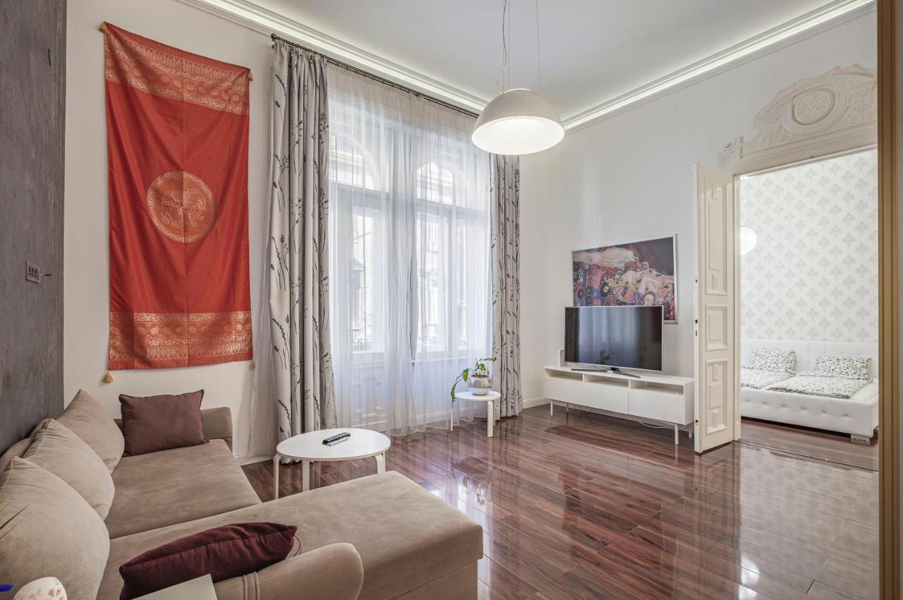 Luxury Art Deco Flat / Big Balcony Apartment Будапеща Екстериор снимка